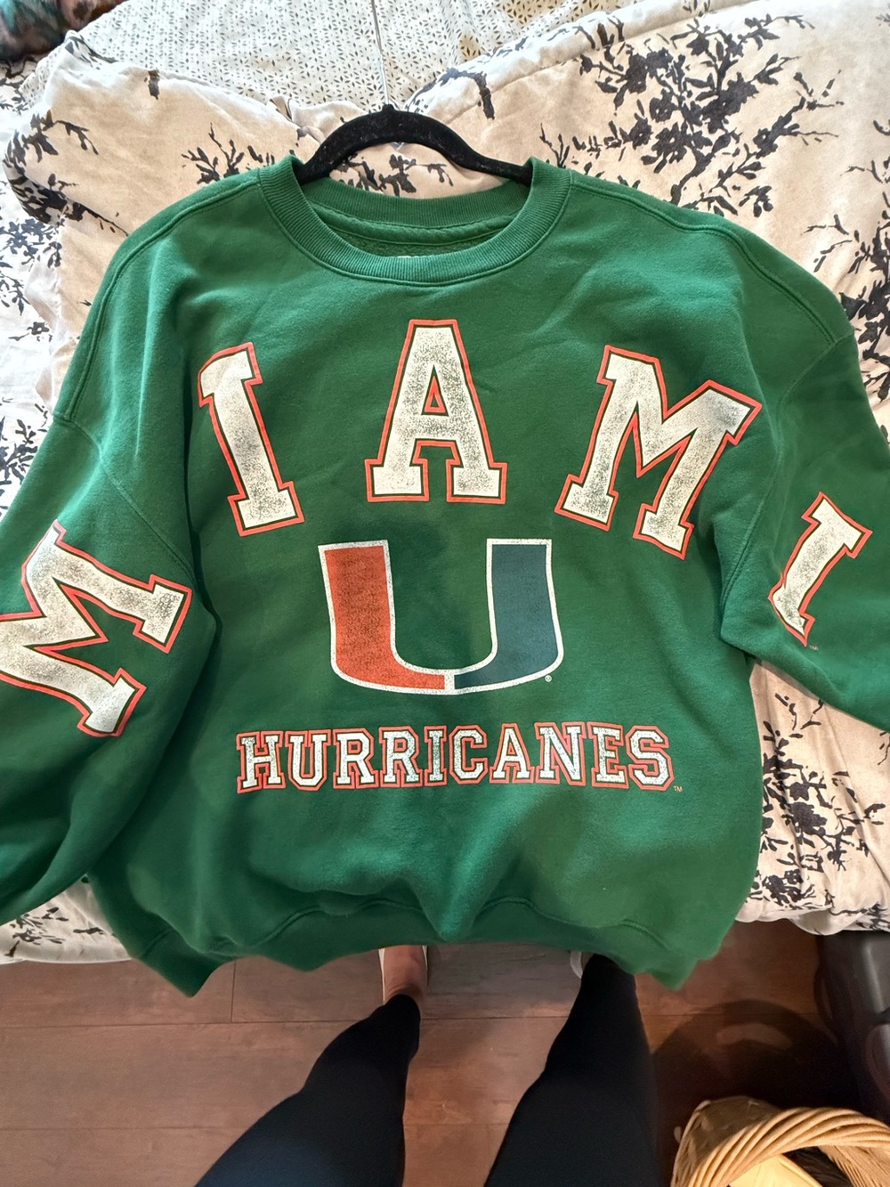 Hollister university of Miami Hurricanes Crewneck Sweatshirt - Picture 3 of 6